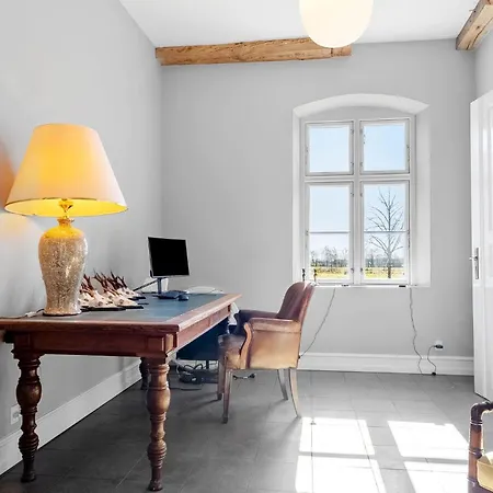 Holiday home In With Wifi *